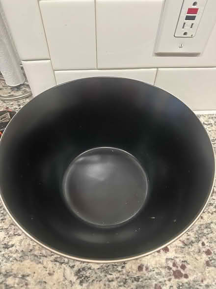 Photo of free Various serving bowls (02215) #2