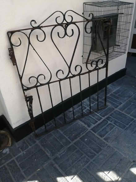 Photo of free Garden gate (Southend SS2 near The Bell pub) #1
