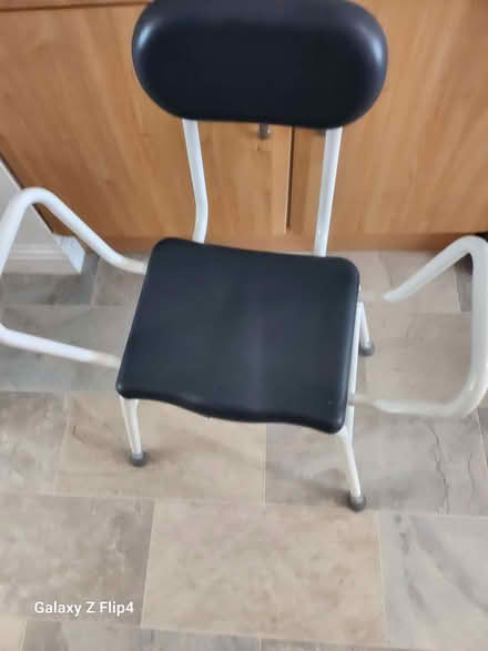 Photo of free Perching stool (Bretch Hill OX16) #3