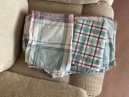 Photo of free Duvet cover (Enfield EN2) #1