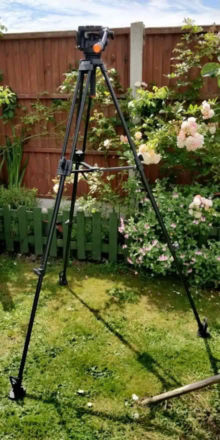 Photo of free Heavy duty camera tripod (BS22 (BS22 (Worle)) #2