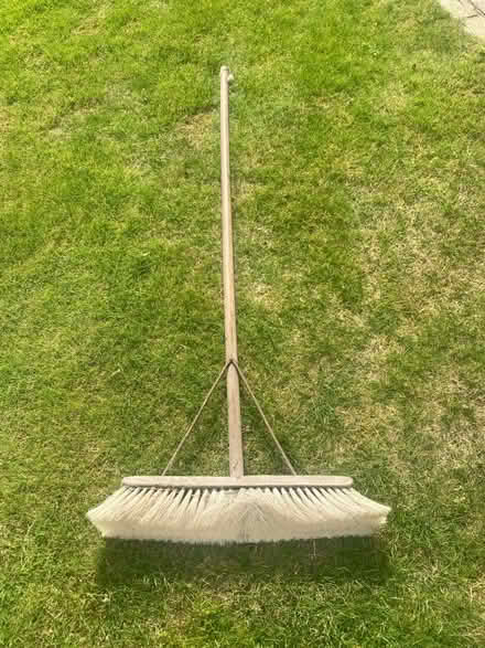 Photo of free Wide soft yard broom (hemel hempstead, HP3) #1