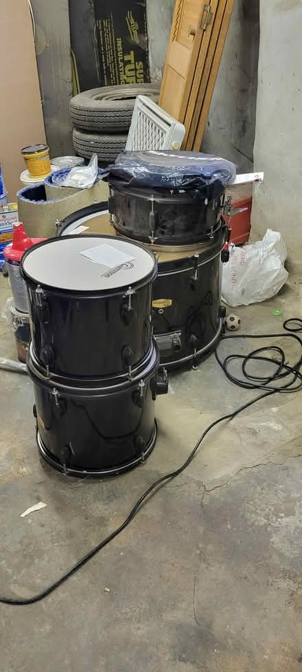 Photo of free Drum set for beginners (East Springfield) #1