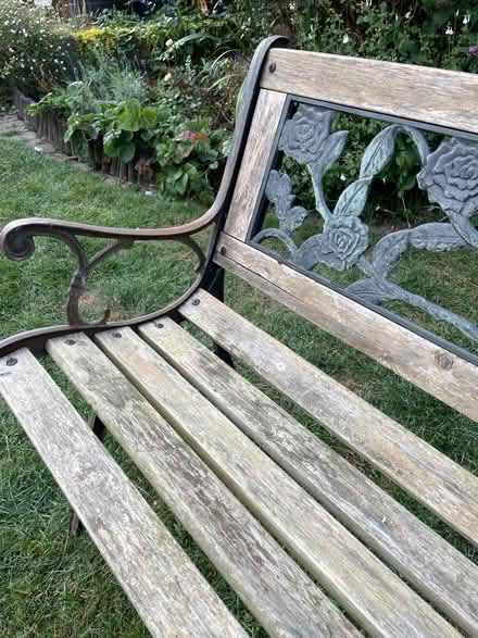 Photo of free Garden bench (Brickhill, Bedford) #4