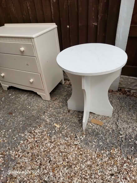 Photo of free Solid occasional table (Gorsedd CH8) #1
