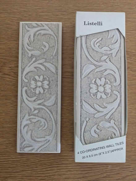 Photo of free Ceramic tiles (Riverhead TN13) #1