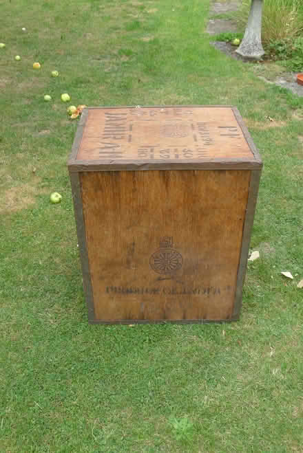 Photo of free Wooden Tea Chest (Hassocks BN6) #4