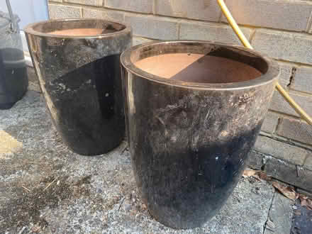 Photo of free Ceramic planters (Buggs Bottom RG4) #1