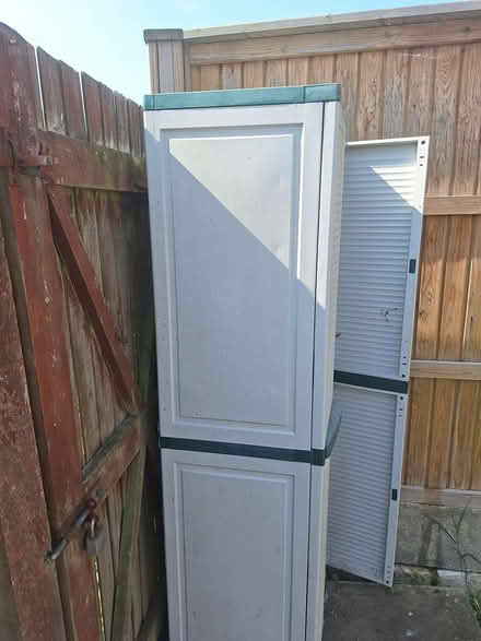 Photo of free garden storage cupboard (croydon CR0) #2