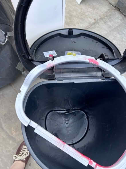 Photo of free Kitchen bin (Loughton IG10) #3