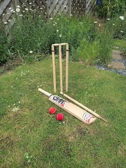 Photo of free Child's cricket set (Catton NR6) #4