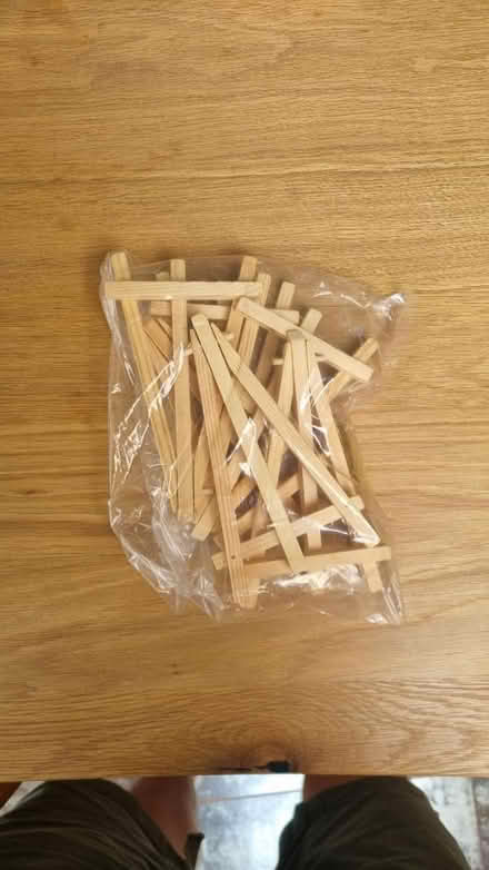Photo of free Small aisles (Tolworth KT6) #1