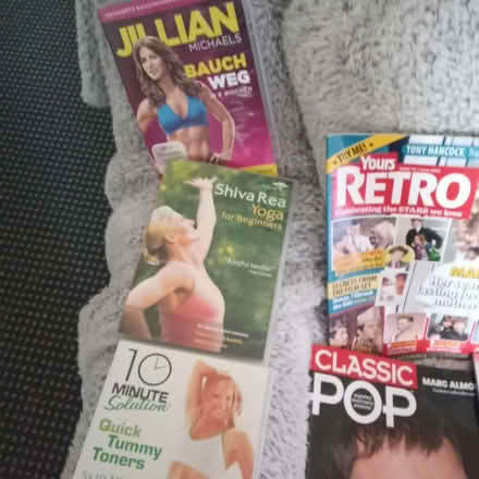Photo of free Dvds and magazines (Pendleton M6) #3