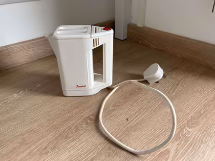 Photo of free Travel Kettle (Bonds Cross EX21) #1