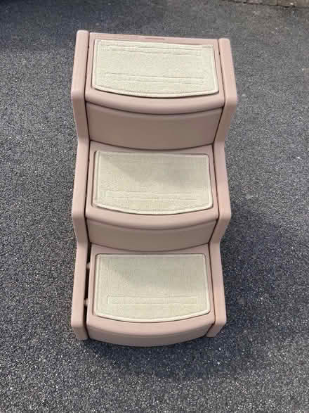 Photo of free Dog steps (Kenilworth CV8) #1