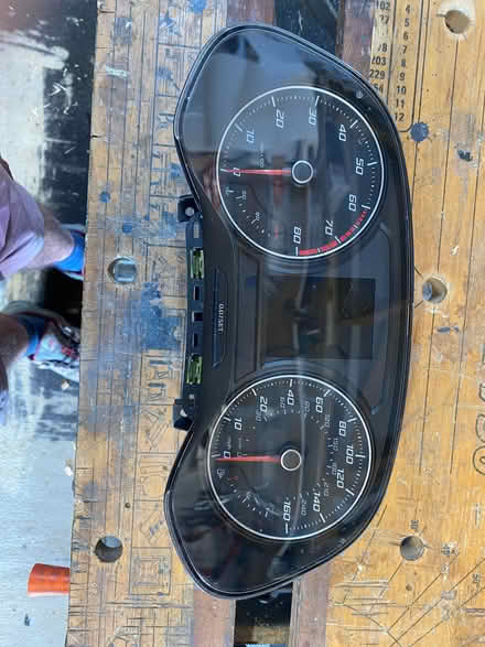 Photo of free Seat Lead Instrument Cluster (Kingsbrook HP22) #2