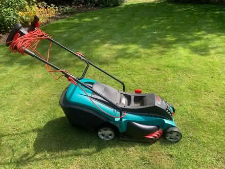 Photo of free Bosch lawn mower - not working (Barnes SW13) #4