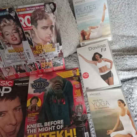 Photo of free Dvds and magazines (Pendleton M6) #1