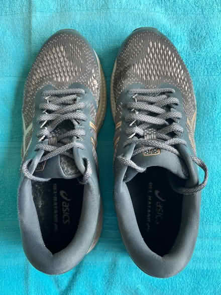 Photo of free Women’s ASICS trainers UK size 7 (Knotty Green HP9) #2
