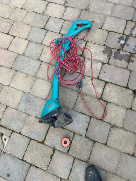Photo of free Bosch Garden strimmer (Greenhill, S8) #1