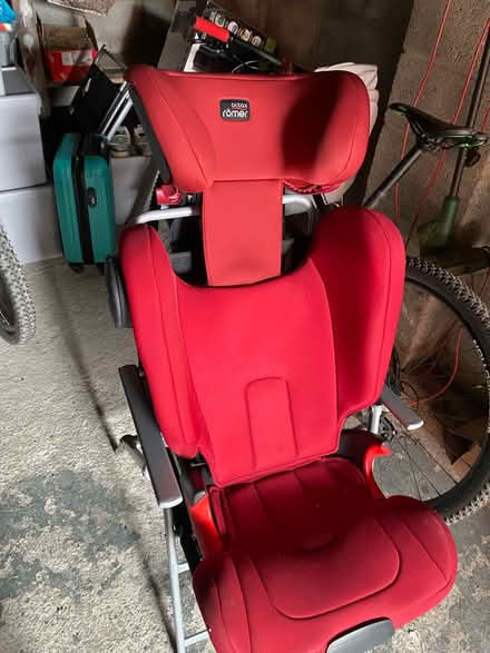 Photo of free Children car seat (BS11) #1