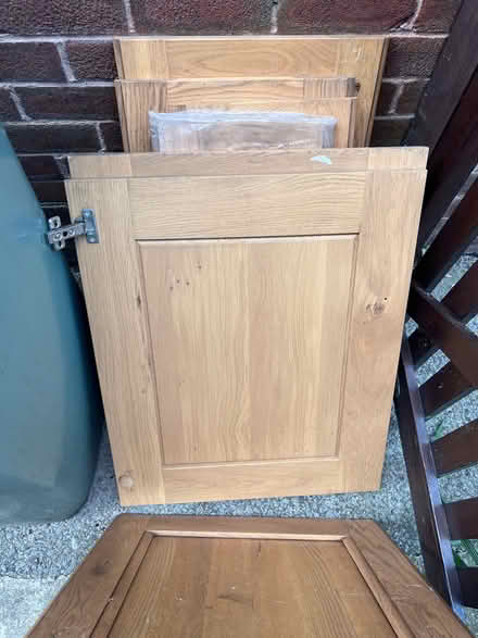 Photo of free 5 kitchen fronts (Dronfield S18) #3