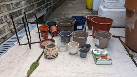 Photo of free Plant pots (Abbeville Village SW12) #1