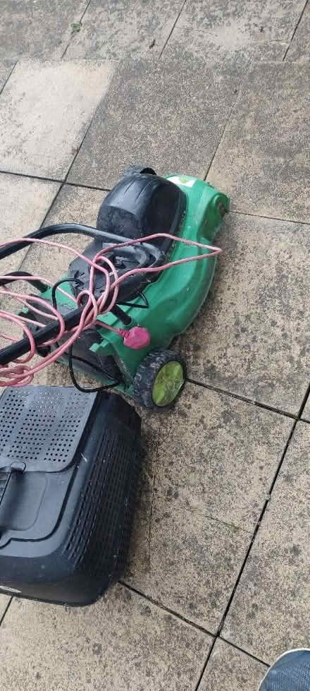 Photo of free 230vac lawnmower (City of Derby) #2