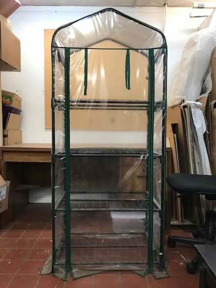 Photo of free greenhouse (La Crescenta) #1