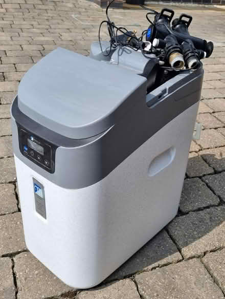 Photo of free Water softener (Hencote SY1) #2