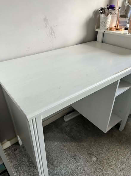 Photo of free Desk (Horsforth LS18) #1