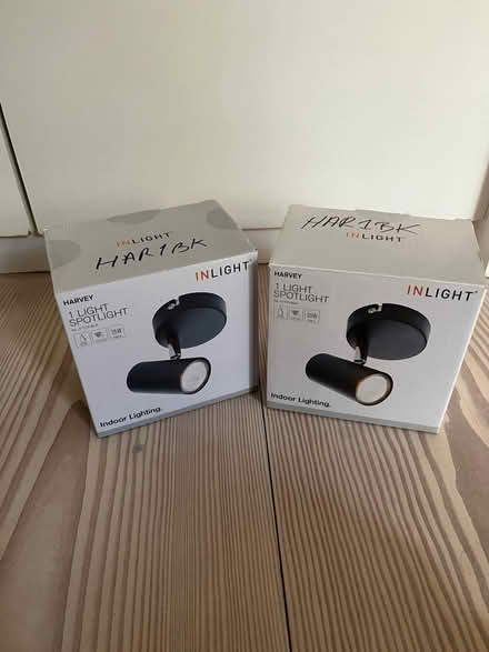Photo of free Two black spotlights (Highbury and Islington) #1