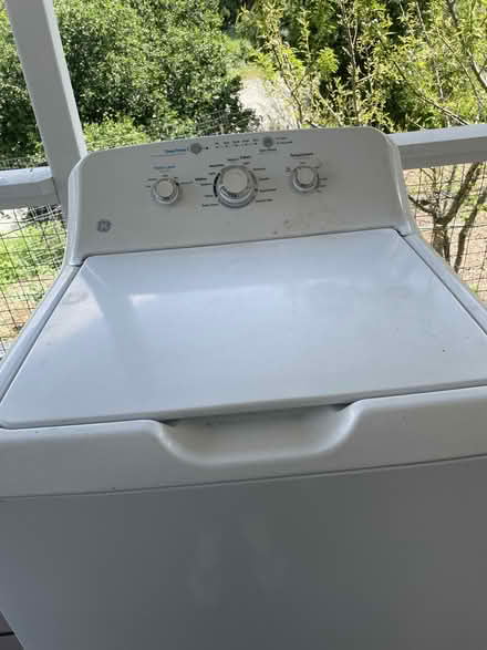 Photo of free GE Washing Machine (Los Altos Hills) #1