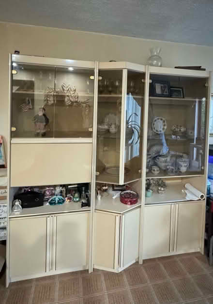 Photo of free Wall unit (Staten Island)