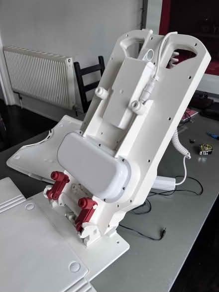 Photo of free Bath chair lift (SE21 (SE21 (West Dulwich)) #3