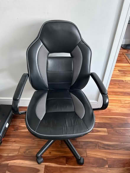 Photo of free Office chair (G69) #1