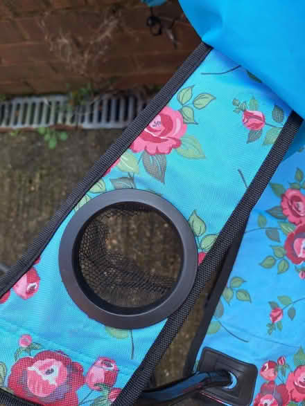 Photo of free foldable chair (croydon CR0) #1