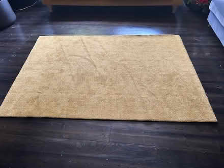 Photo of free Ikea yellow rug (SE21 (West Dulwich)) #1