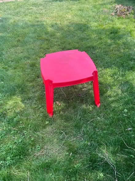 Photo of free Plastic kids table and/or chair (OX28 Witney) #2