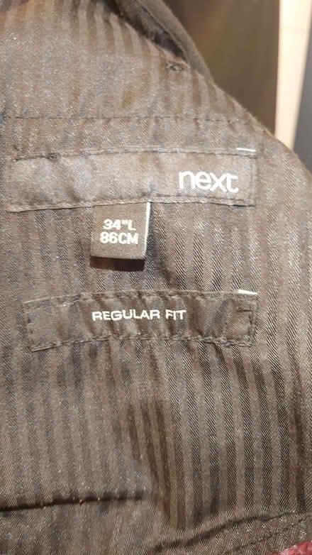 Photo of free 3x suits, 34-36w R trousers, jackets unsure (Durkar WF4) #2
