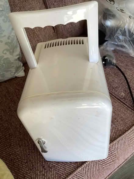 Photo of free Portable fridge (Nest Farm area NN8) #1