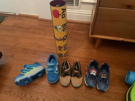 Photo of free Kids Toys, Shoes, Alphabet Poster (East Cobb/ Marietta) #2