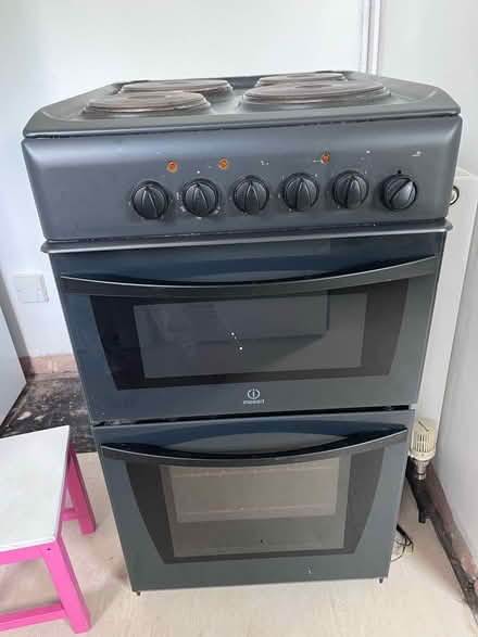 Photo of free Indesit electric oven (Eltham) #1