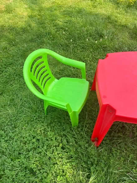 Photo of free Plastic kids table and/or chair (OX28 Witney) #3