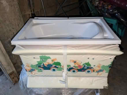 Photo of free Pink Changing table with washing (E17) #1