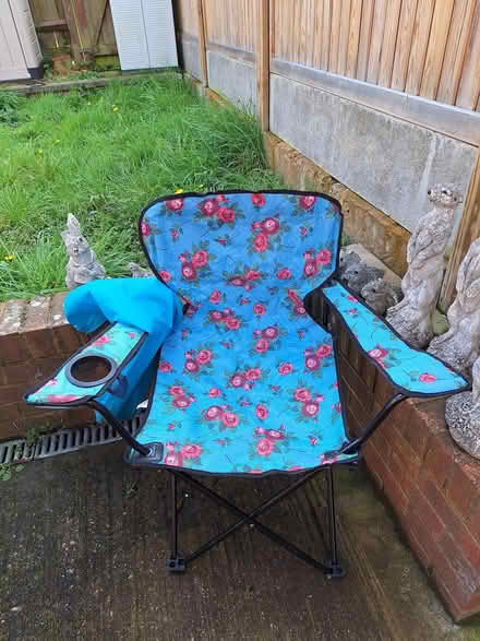Photo of free foldable chair (croydon CR0) #2
