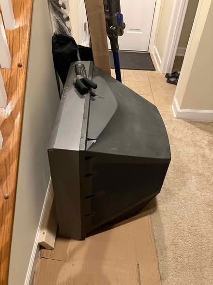 Photo of free Sony KV32FS13 32” Flat Screen TV (Wheaton, MD) #3