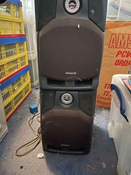 Photo of free Two Aiwa front surround speakers (IG10 high beech) #1