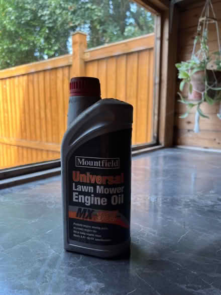 Photo of free Universal lawn mower engine oil (Beaumont LA1) #1