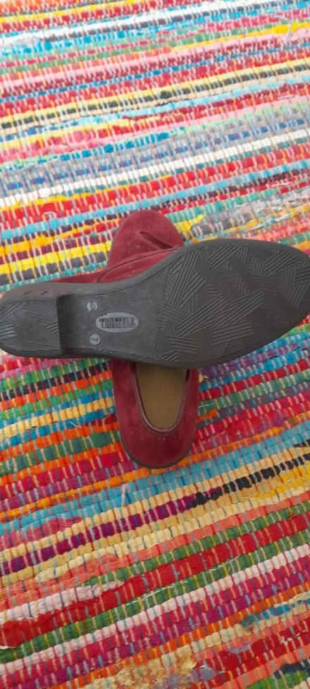 Photo of free Woman shoes New size 7 (Oxford OX3) #1